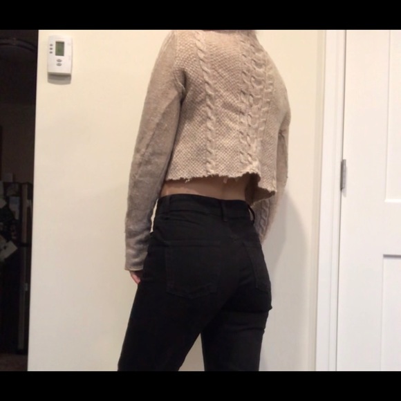 GAP Sweaters - Cropped Sweater